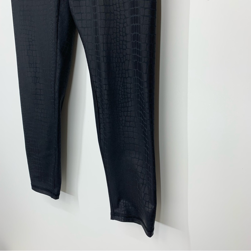 Marika Black Patterned High Waisted Cropped Leg A… - image 6